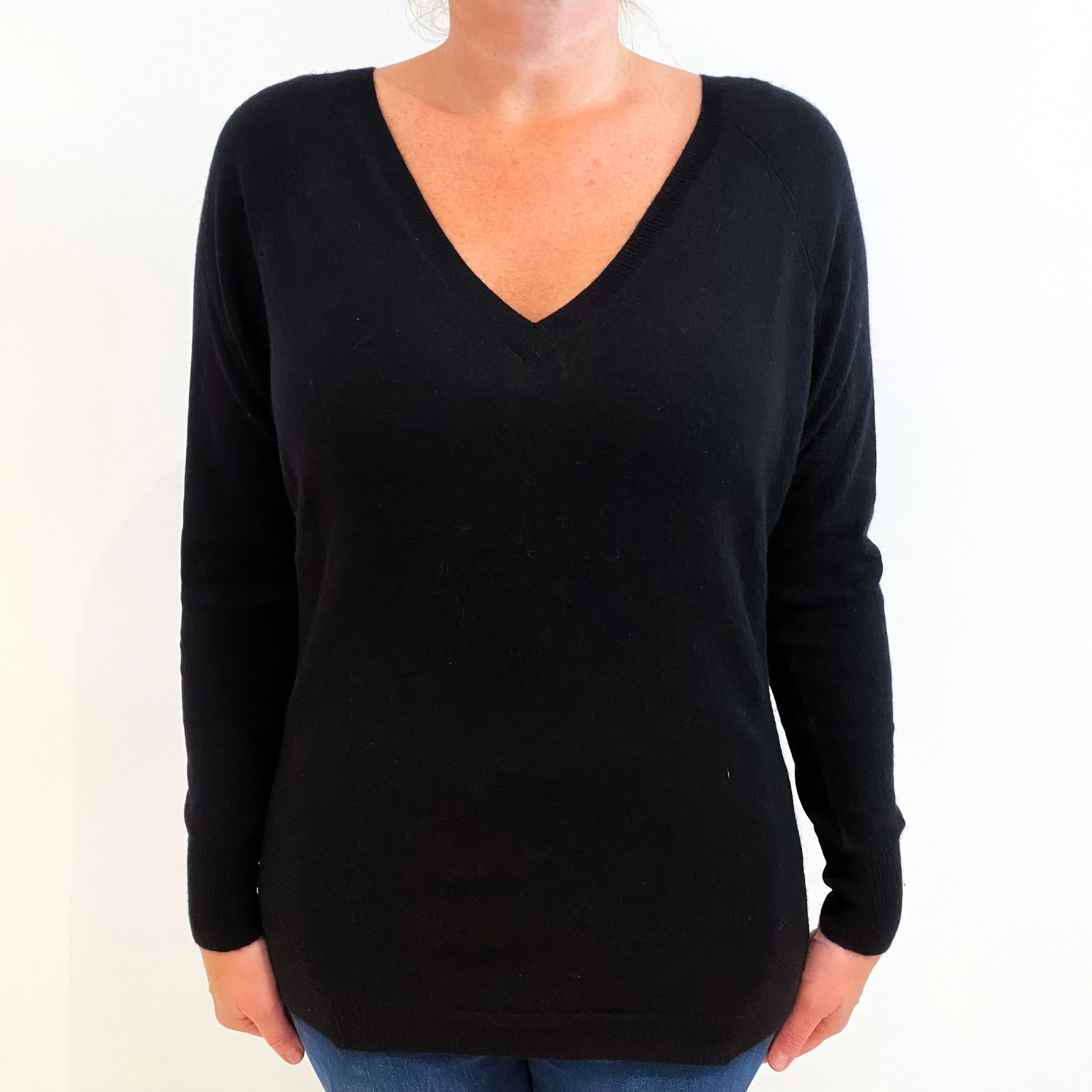 Black Ribbed Side Cashmere V-Neck Jumper Large