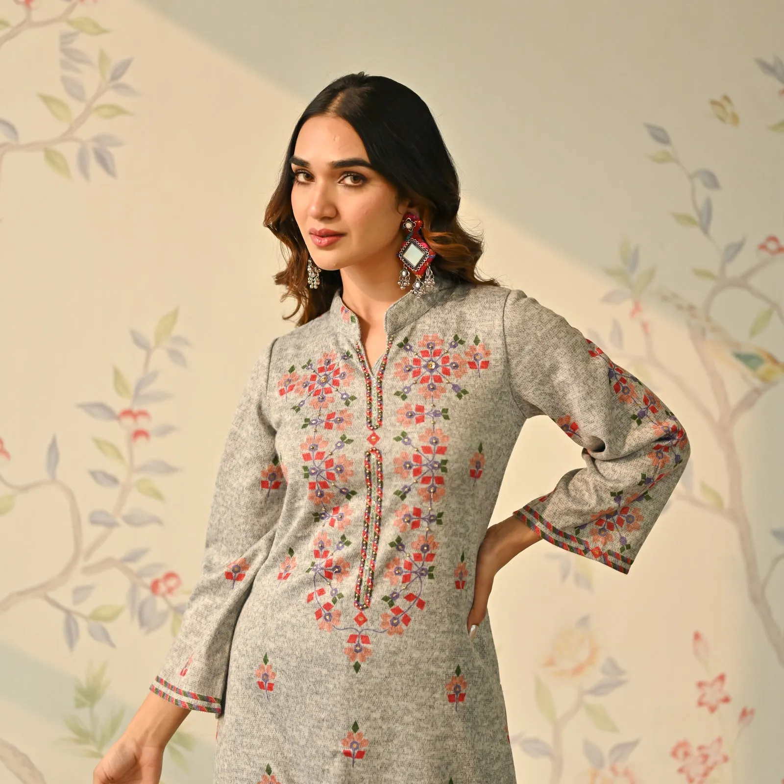 Ivory Geometric Floral Woollen Kurta Set with Embroidery Detail