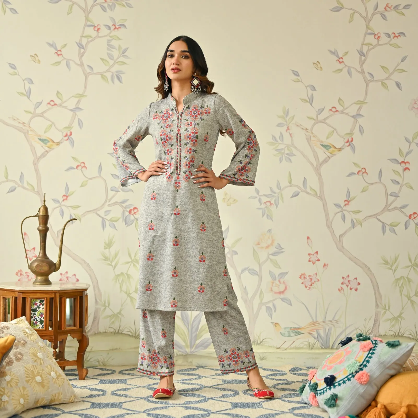 Ivory Geometric Floral Woollen Kurta Set with Embroidery Detail