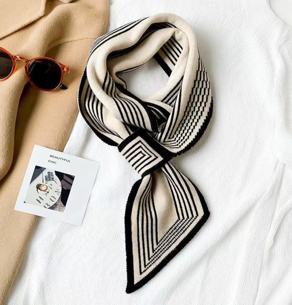 JC023330 Beige-Black Cross-Front Geometric Stripes Scarf