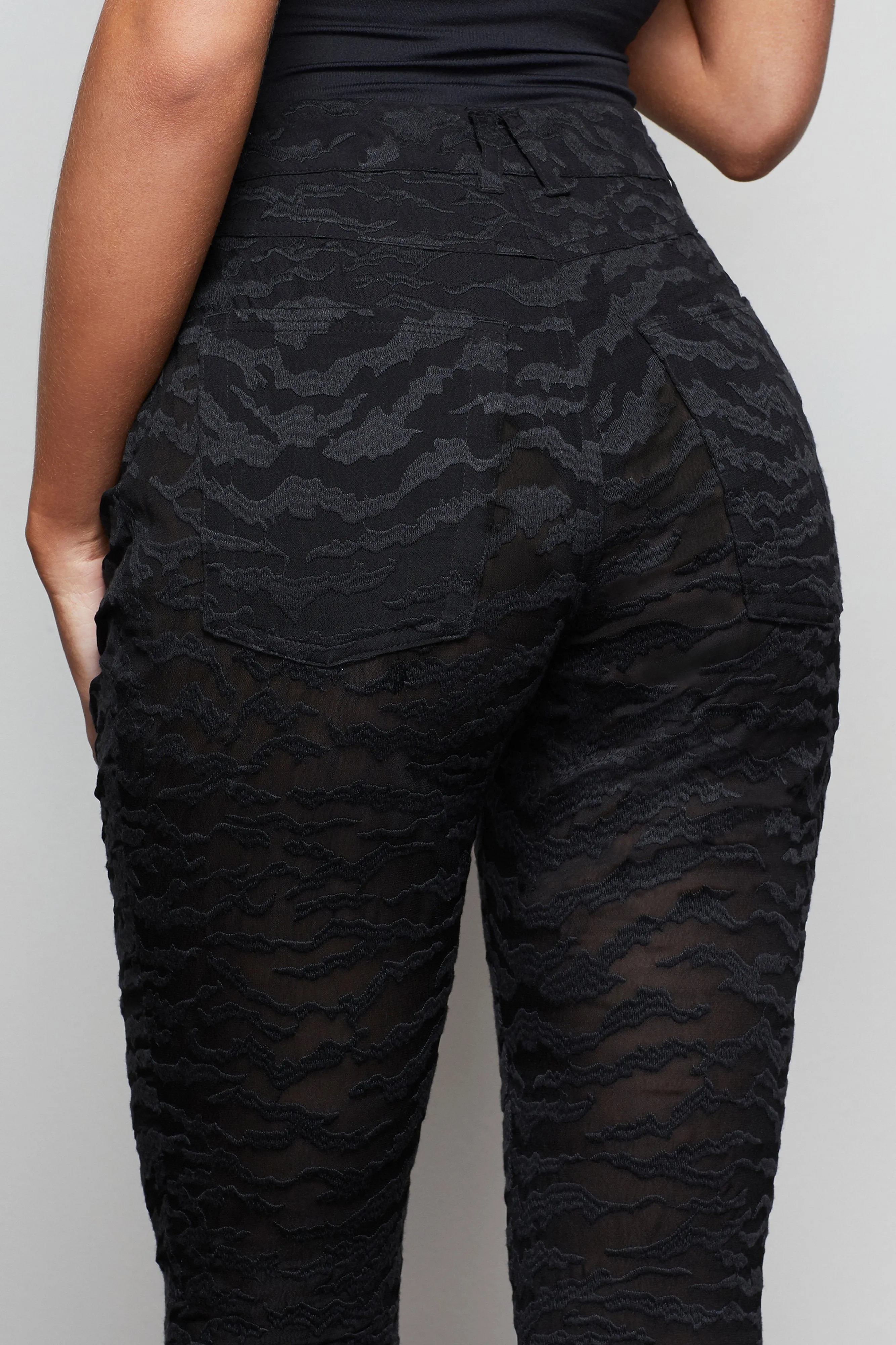 LUSH EMBROIDERED GOOD STRAIGHT | BLACK001