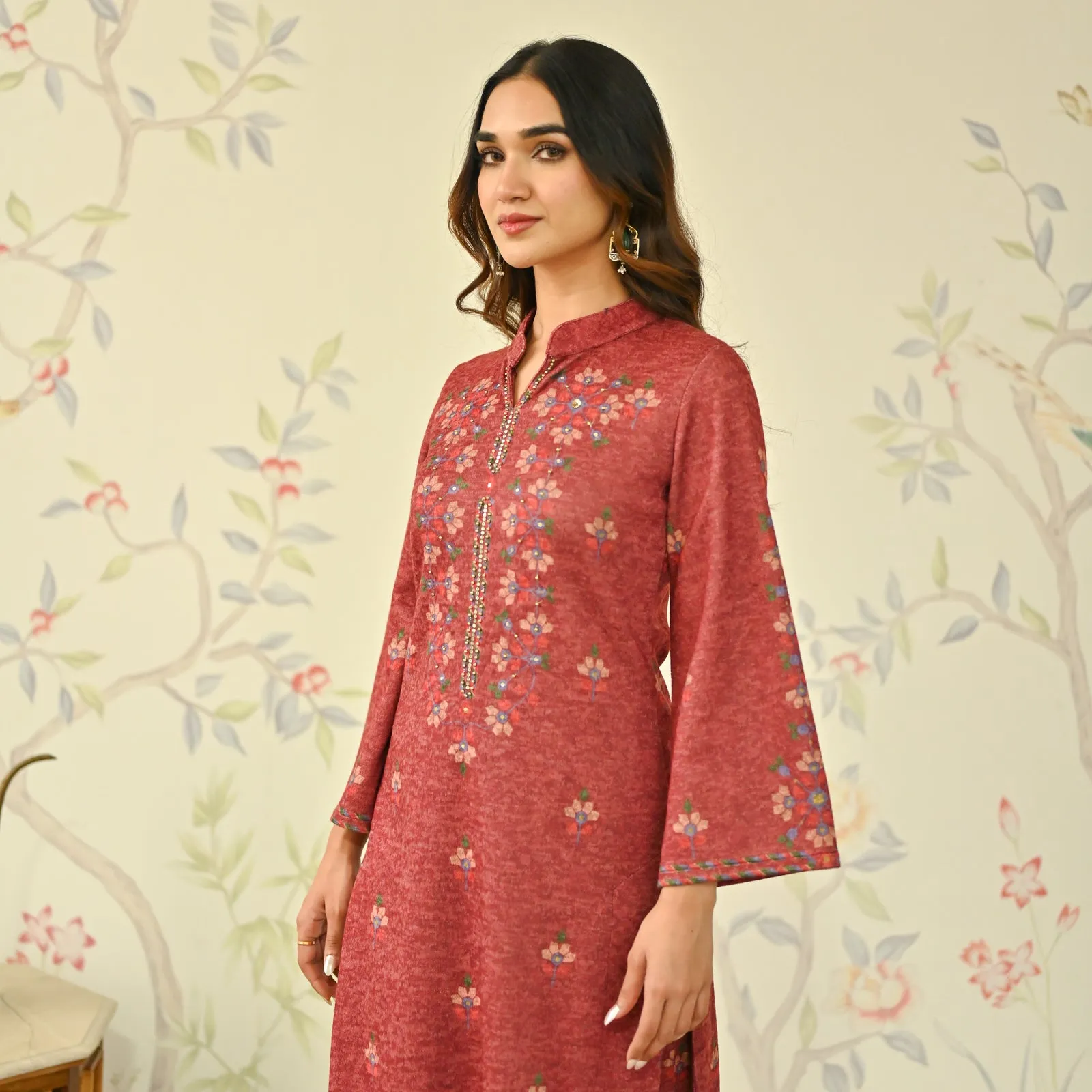 Maroon Geometric Floral Woollen Kurta Set with Embroidery Detail