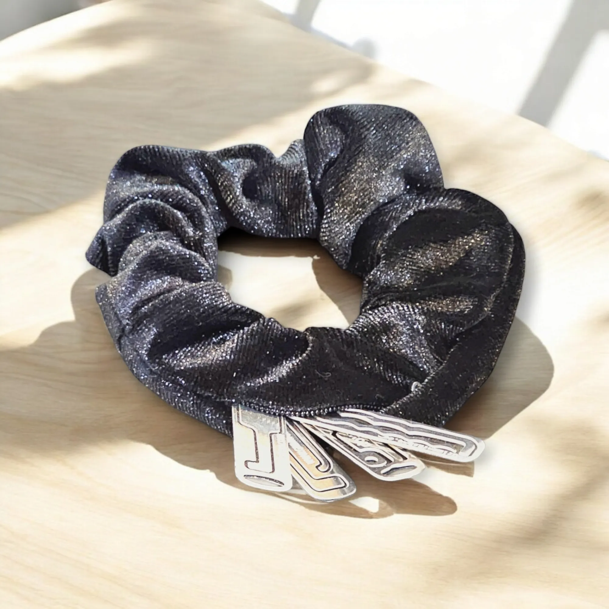 Stash Scrunchie: Hair Scrunchie with Hidden Pockets